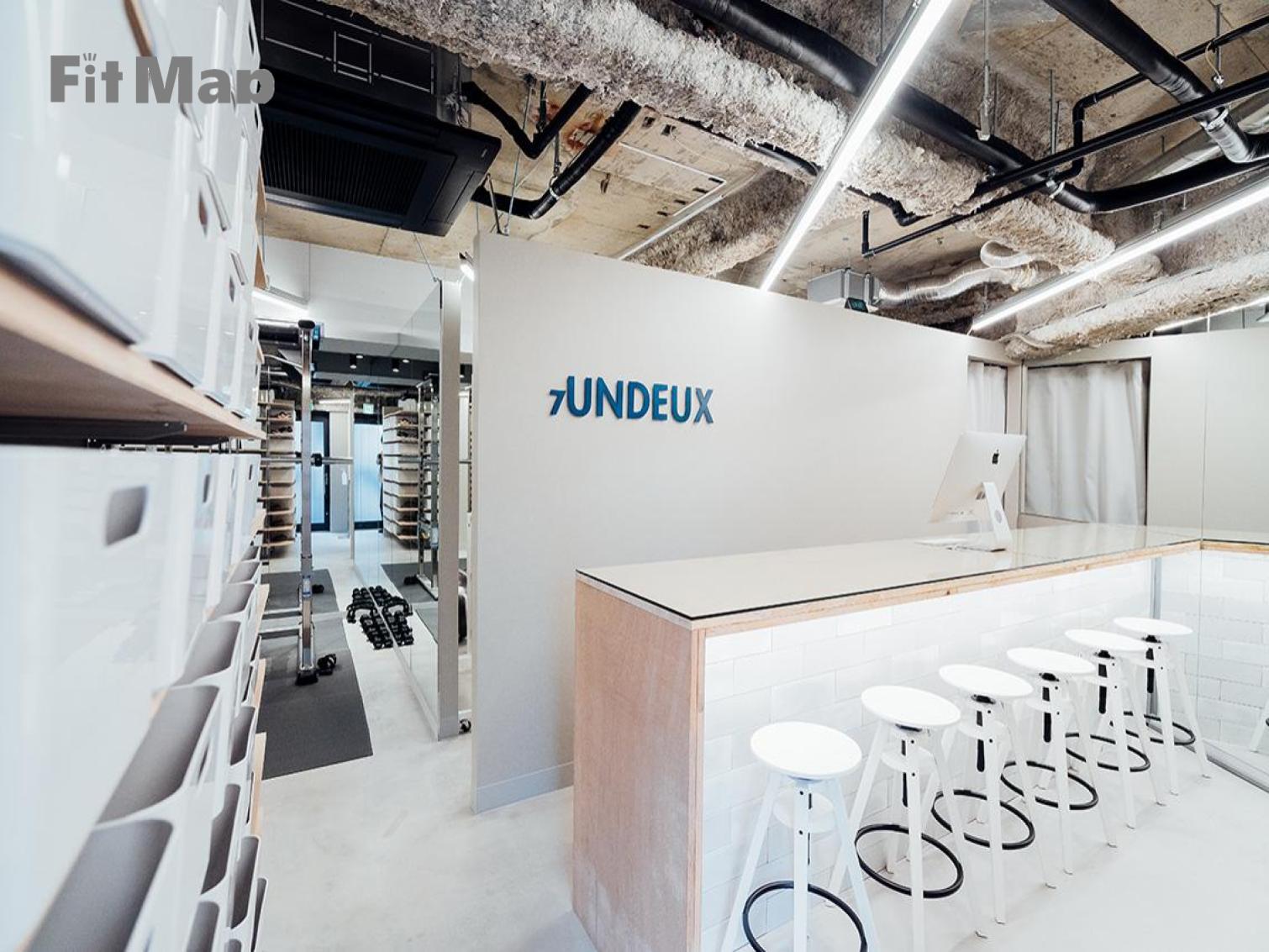 UNDEUX（アンドゥ）新宿店の施設画像