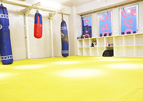 フィットネス・キックボクシング【ReBORN経堂】の施設画像