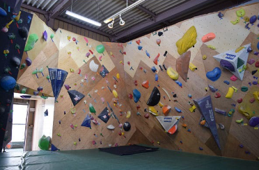 LIMESTONE climbing club(ライムストーン クライミング クラブ)の施設画像