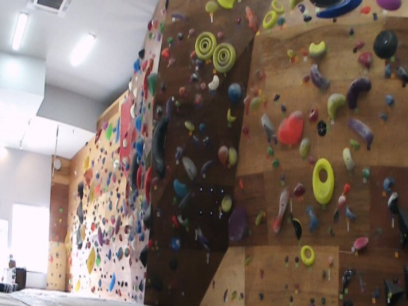 Cronico indoor climbing facilityの施設画像